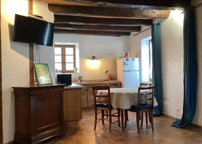 La Maisonnette Des Champs